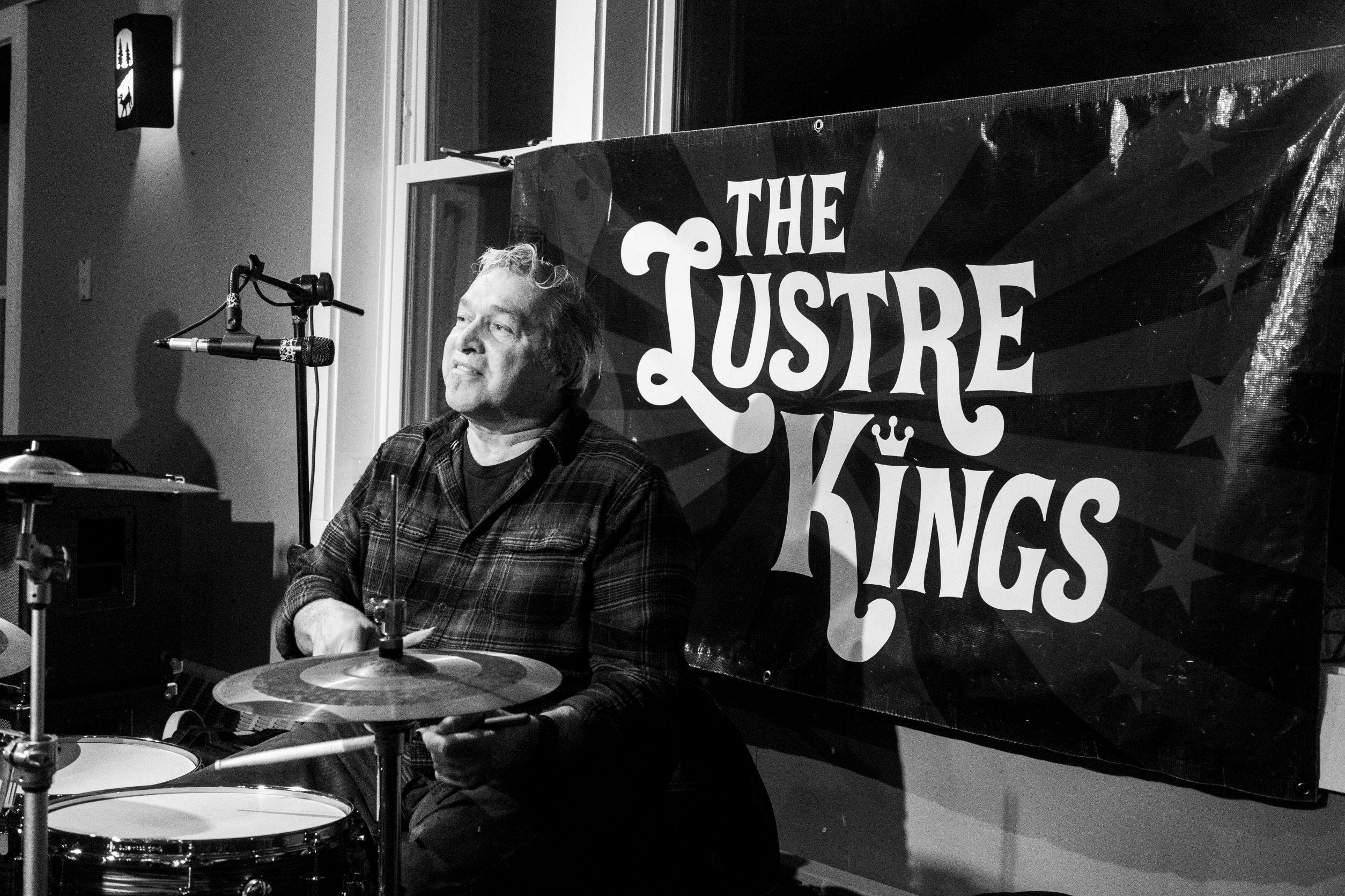 Lustre kings